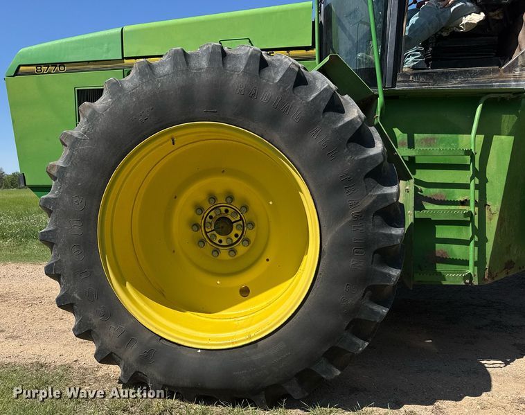 image for item EQ1434 1995 John Deere 8770 4WD tractor