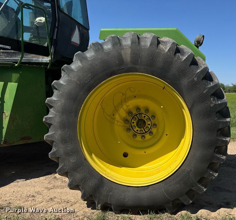 image for item EQ1434 1995 John Deere 8770 4WD tractor