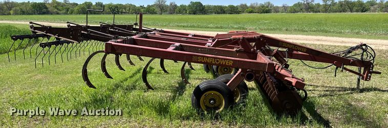 image for item EQ1435 Sunflower 4212 mulch finisher