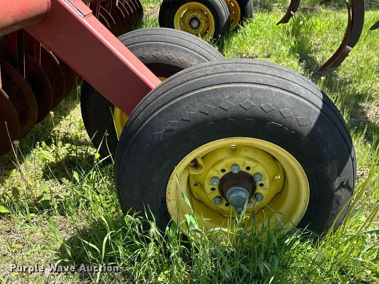 image for item EQ1435 Sunflower 4212 mulch finisher