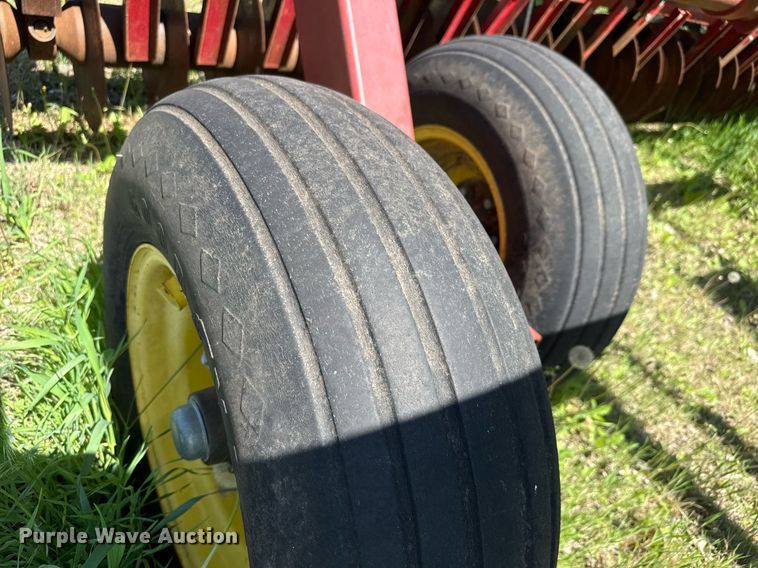 image for item EQ1435 Sunflower 4212 mulch finisher