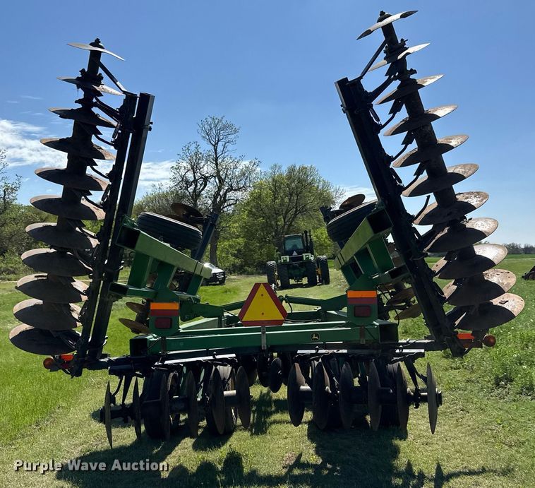 image for item EQ1436 John Deere 637 tandem disk