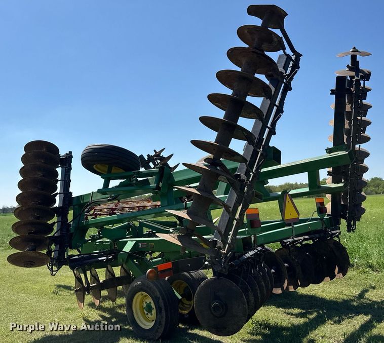 image for item EQ1436 John Deere 637 tandem disk