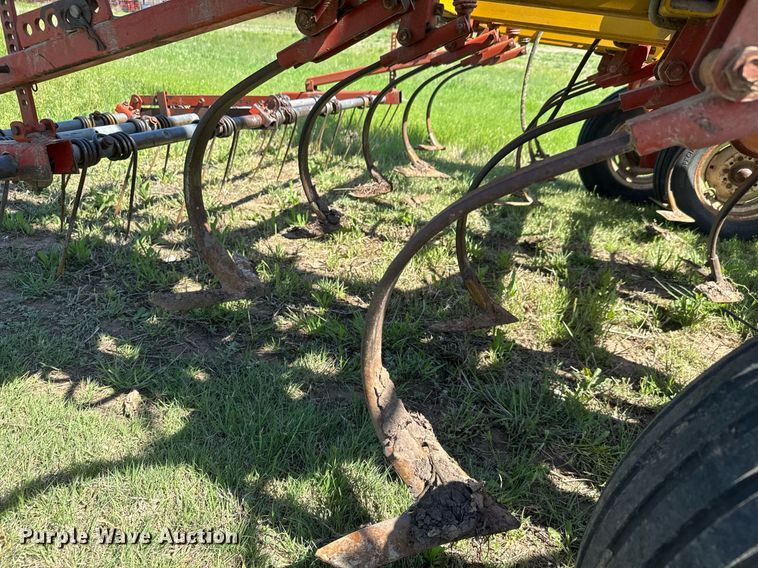 image for item EQ1437 Kent 6330-83 field cultivator