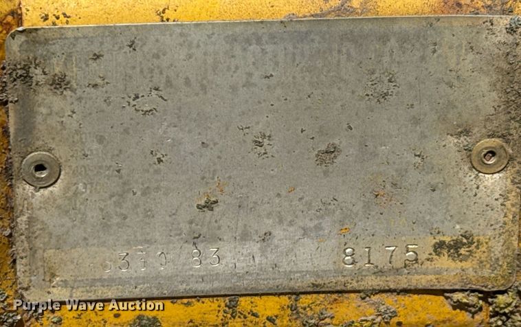 image for item EQ1437 Kent 6330-83 field cultivator