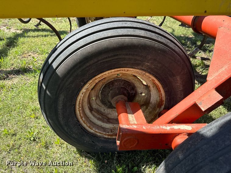 image for item EQ1437 Kent 6330-83 field cultivator