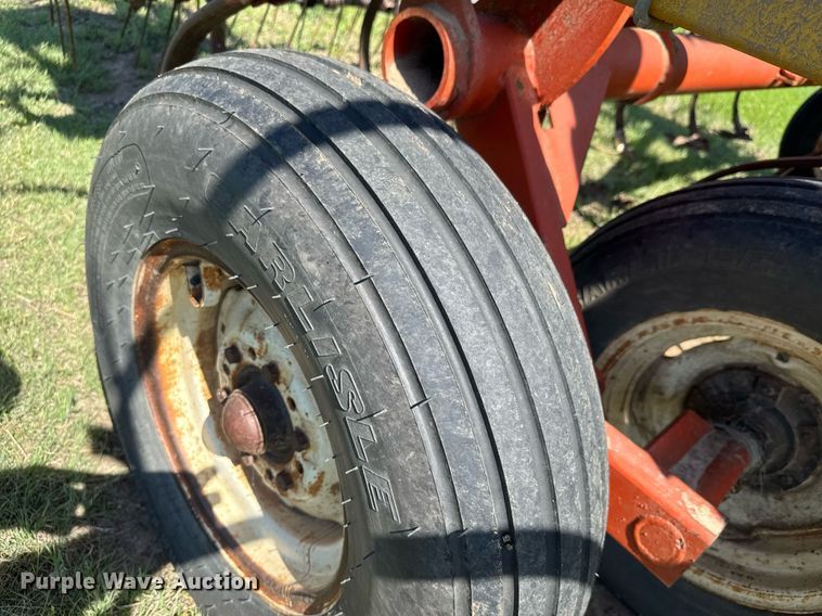 image for item EQ1437 Kent 6330-83 field cultivator