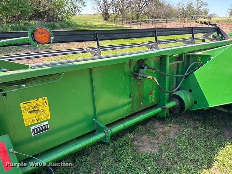 image for item EQ1438 1991 John Deere 9500 combine