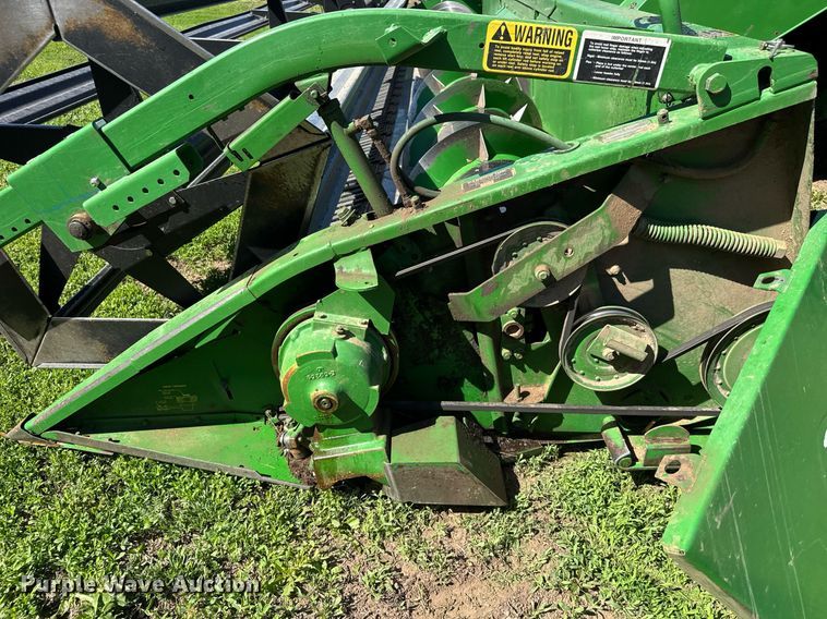 image for item EQ1438 1991 John Deere 9500 combine