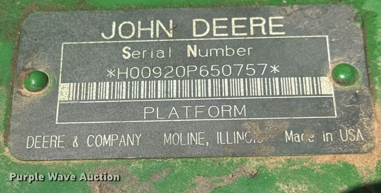 image for item EQ1438 1991 John Deere 9500 combine