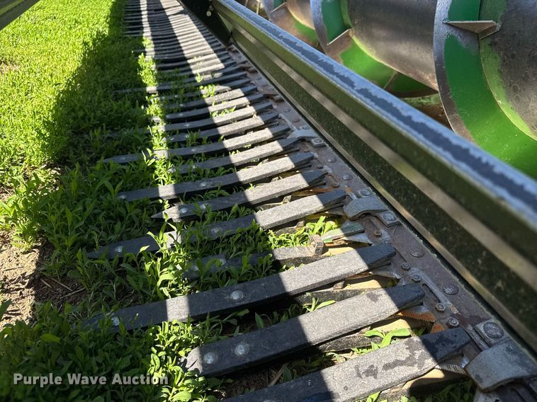 image for item EQ1438 1991 John Deere 9500 combine