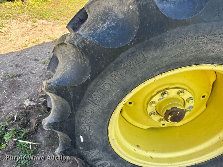 image for item EQ1438 1991 John Deere 9500 combine