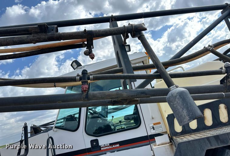 image for item EQ4655 2010 Spra-Coupe 3440 sprayer