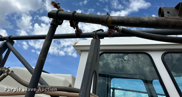 image for item EQ4655 2010 Spra-Coupe 3440 sprayer