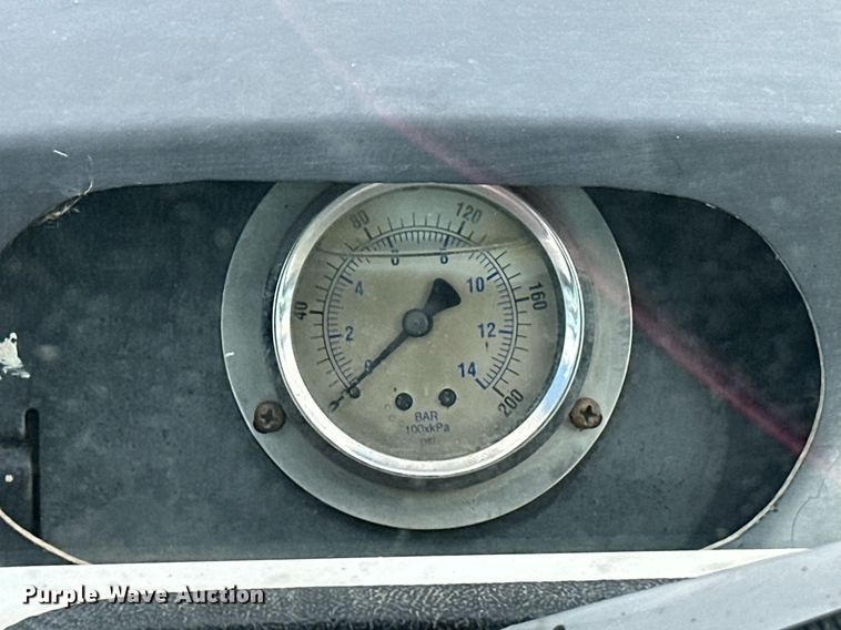 image for item EQ4655 2010 Spra-Coupe 3440 sprayer