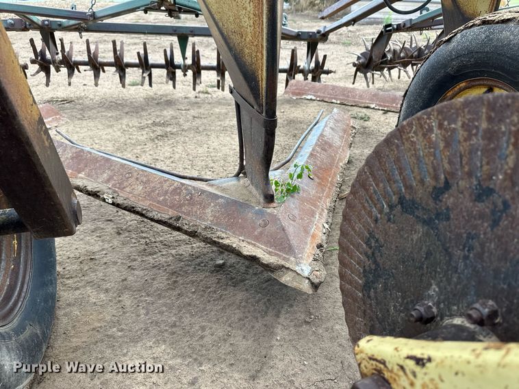 image for item EQ4656 Sweep plow