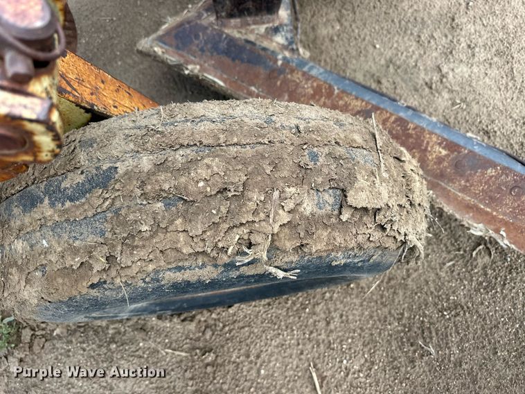 image for item EQ4656 Sweep plow