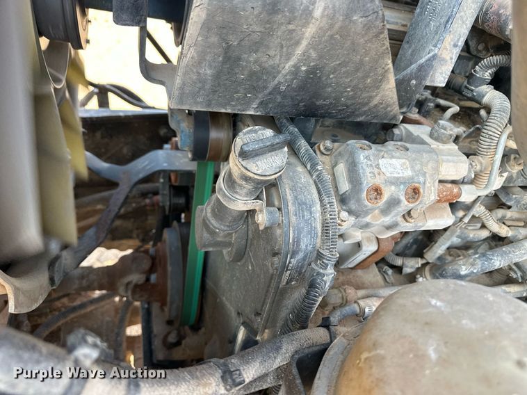 image for item EQ4661 2012 Kenworth T400 feed mixer truck