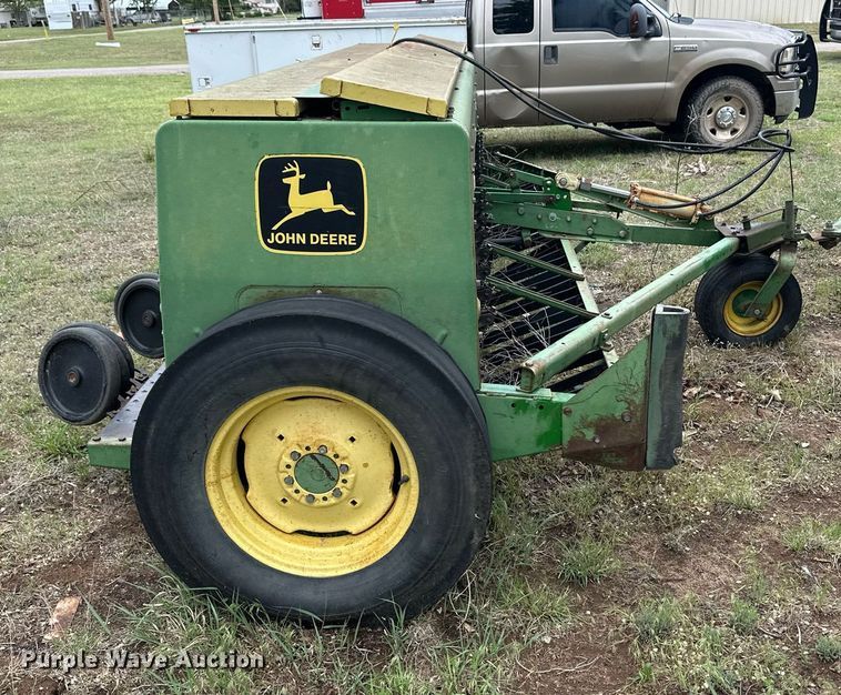 image for item EQ4664 (2) John Deere 8300 grain drills