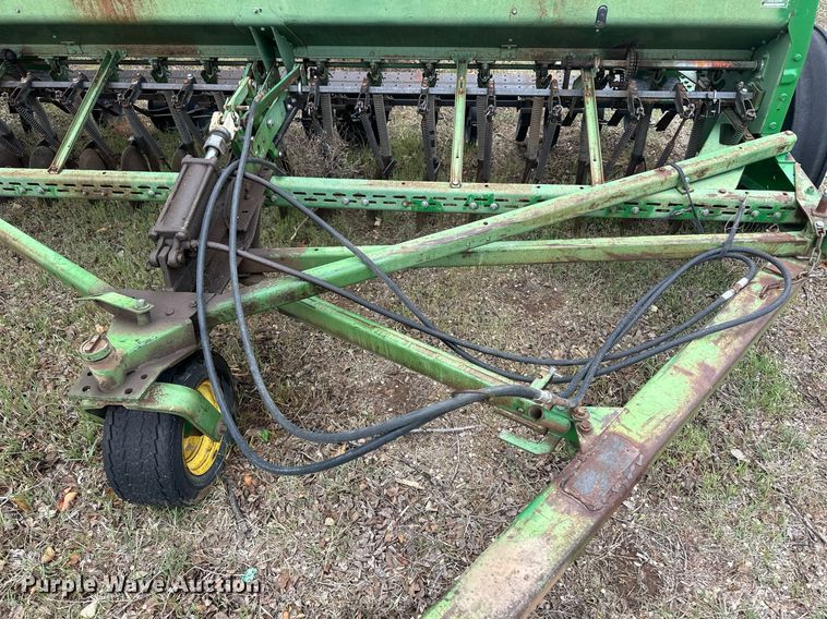 image for item EQ4664 (2) John Deere 8300 grain drills