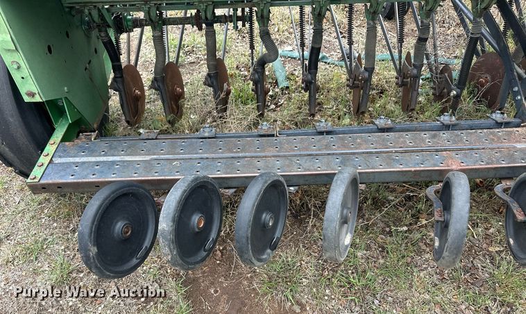 image for item EQ4664 (2) John Deere 8300 grain drills