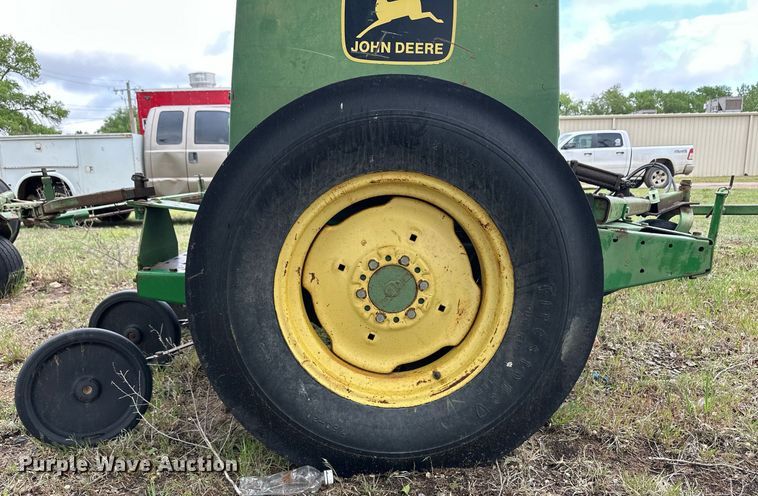 image for item EQ4664 (2) John Deere 8300 grain drills