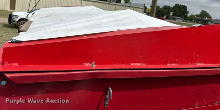 image for item EQ4665 1993 Chevrolet C7 TopKick grain truck