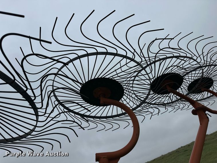 image for item EQ4666 Befco hay rake