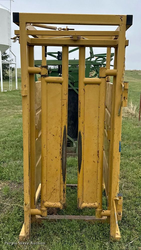 image for item EQ4669 Palpation cage