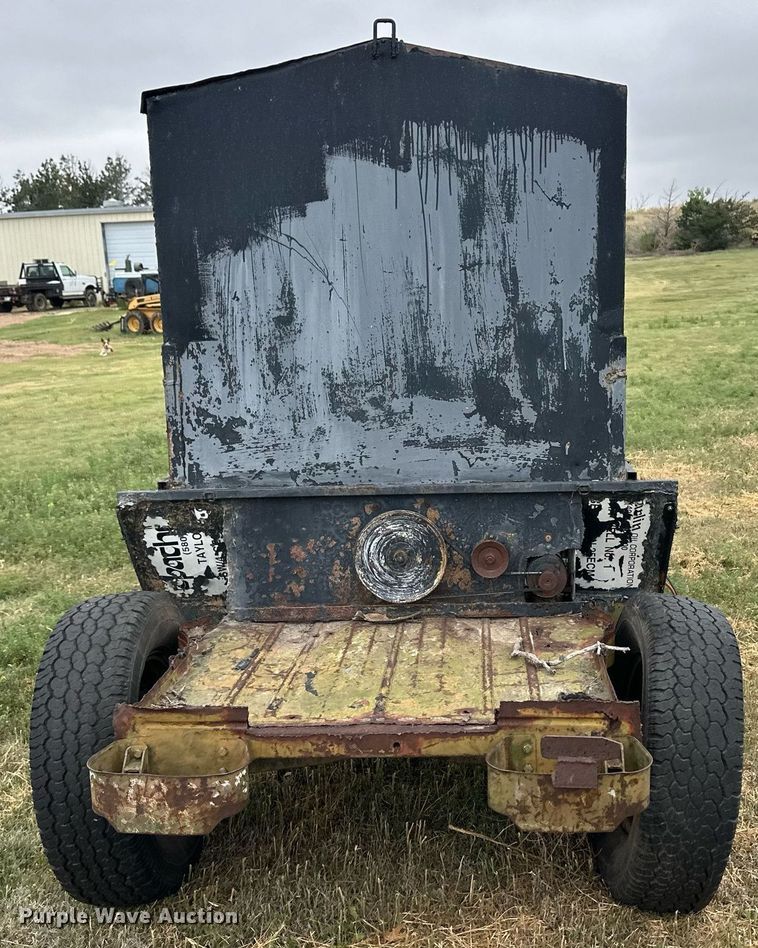 image for item EQ4670 Shop built cake feeder trailer