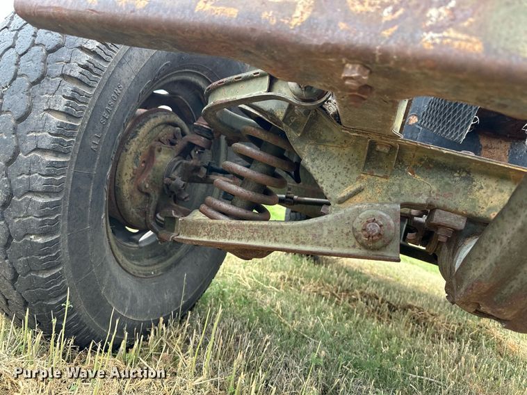 image for item EQ4670 Shop built cake feeder trailer