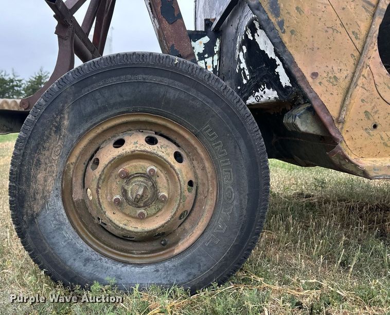 image for item EQ4670 Shop built cake feeder trailer