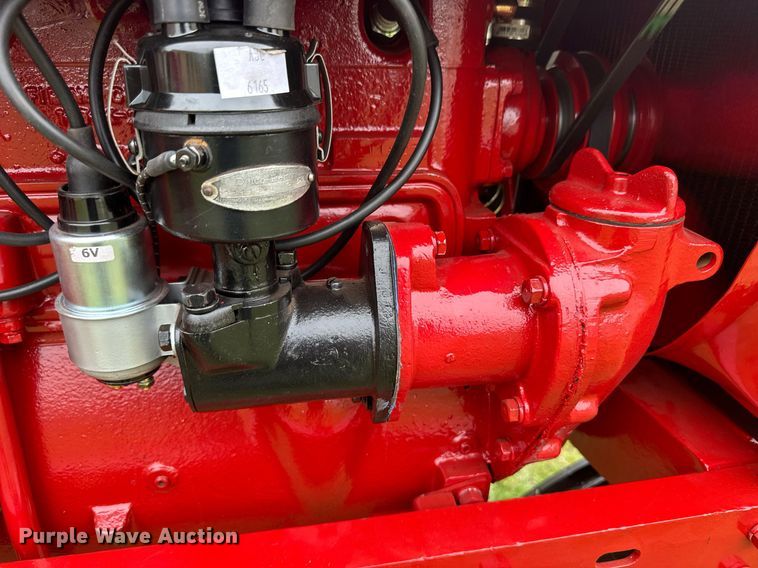 image for item EQ4709 1941 International Harvester Farmall H tractor