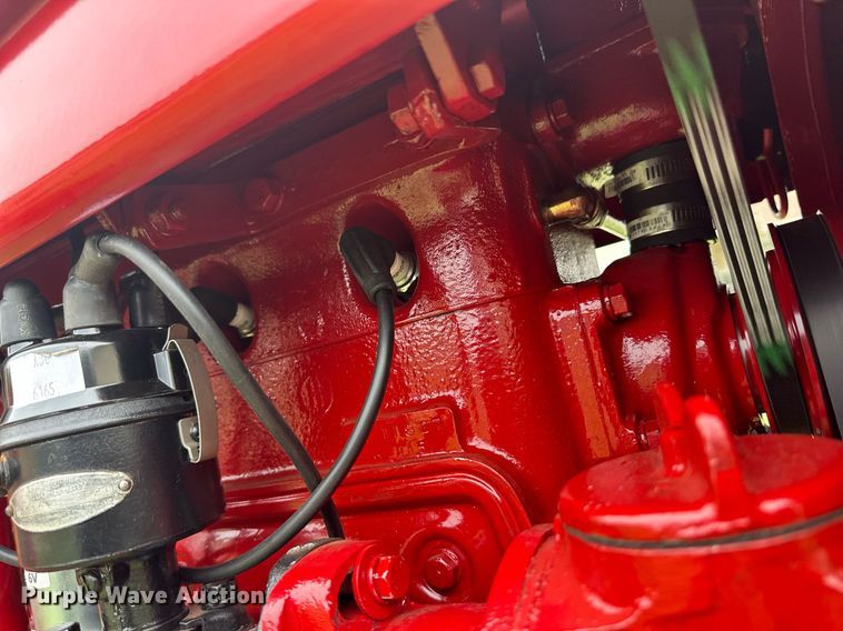 image for item EQ4709 1941 International Harvester Farmall H tractor