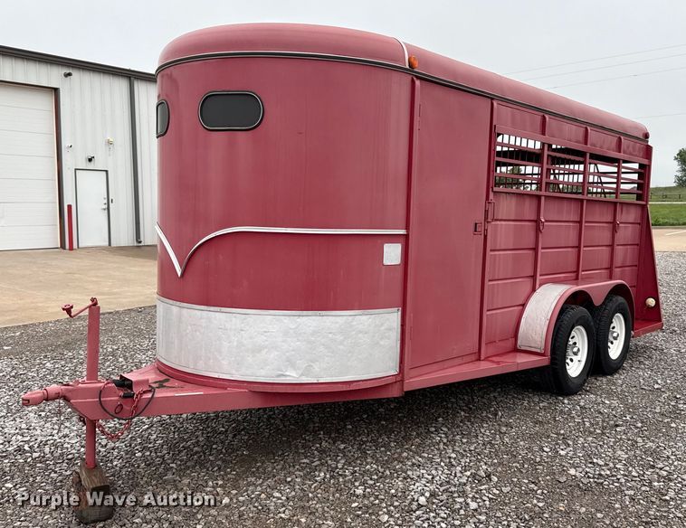 image for item ER1063 1998 WW livestock trailer