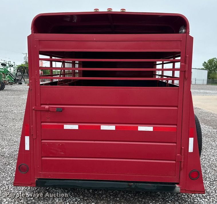 image for item ER1063 1998 WW livestock trailer