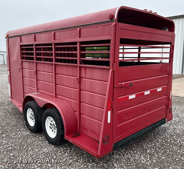 image for item ER1063 1998 WW livestock trailer