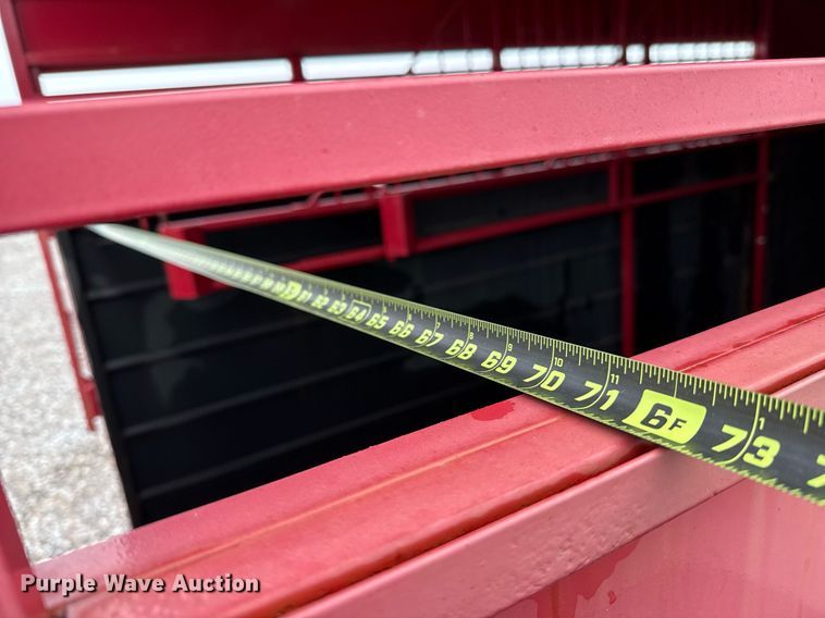 image for item ER1063 1998 WW livestock trailer