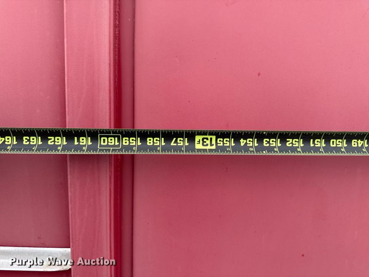 image for item ER1063 1998 WW livestock trailer