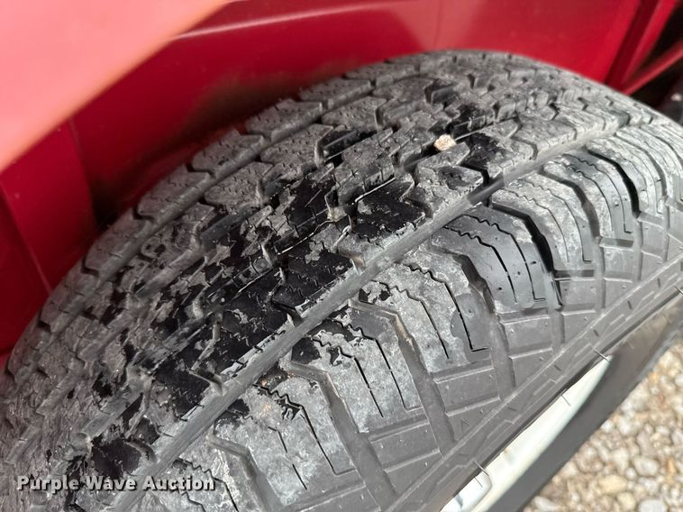 image for item ER1063 1998 WW livestock trailer