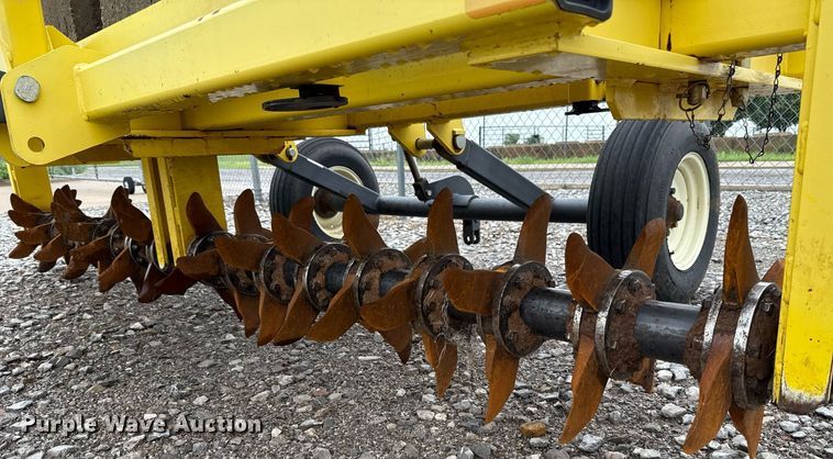 image for item ER1065 Holland AerWay AW120Q aerator