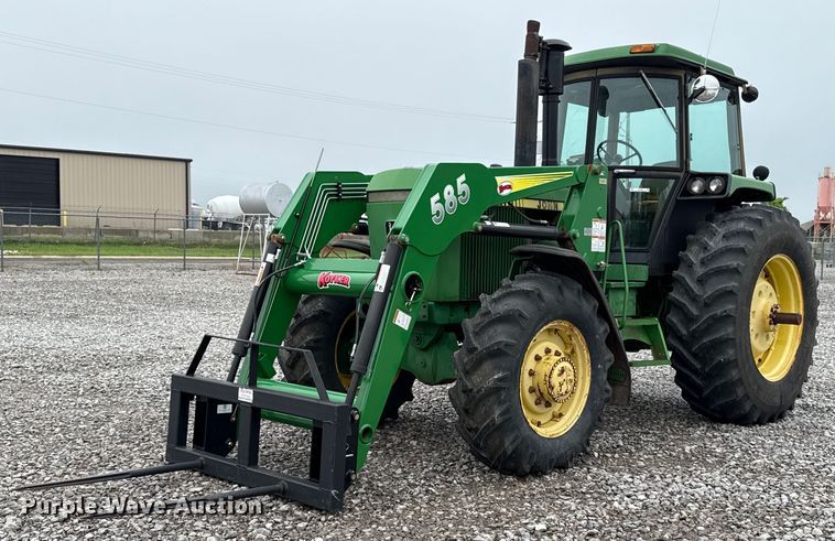 1983 John Deere 4450 MFWD tractor in Piedmont, OK | Item