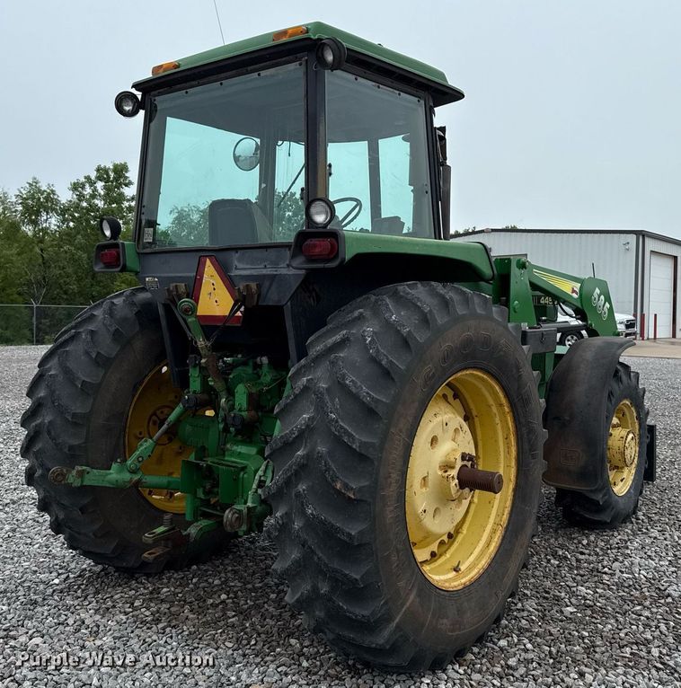 image for item ER1068 1983 John Deere 4450 MFWD tractor