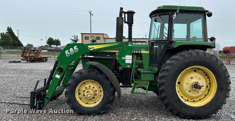 image for item ER1068 1983 John Deere 4450 MFWD tractor