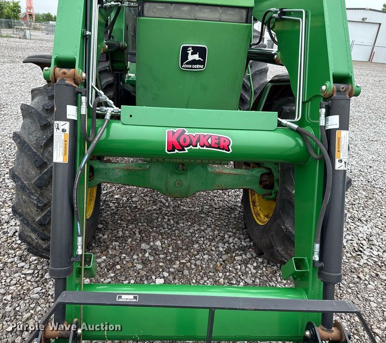 image for item ER1068 1983 John Deere 4450 MFWD tractor