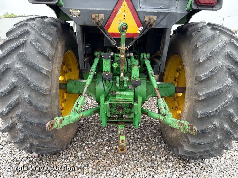 image for item ER1068 1983 John Deere 4450 MFWD tractor