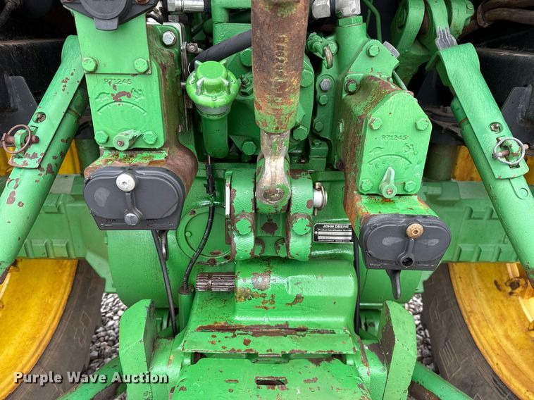 image for item ER1068 1983 John Deere 4450 MFWD tractor