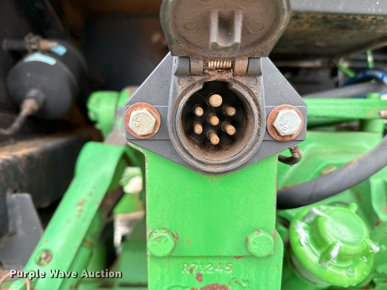 image for item ER1068 1983 John Deere 4450 MFWD tractor