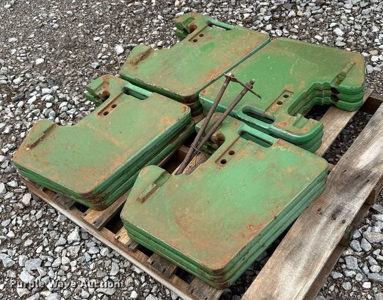image for item ER1068 1983 John Deere 4450 MFWD tractor