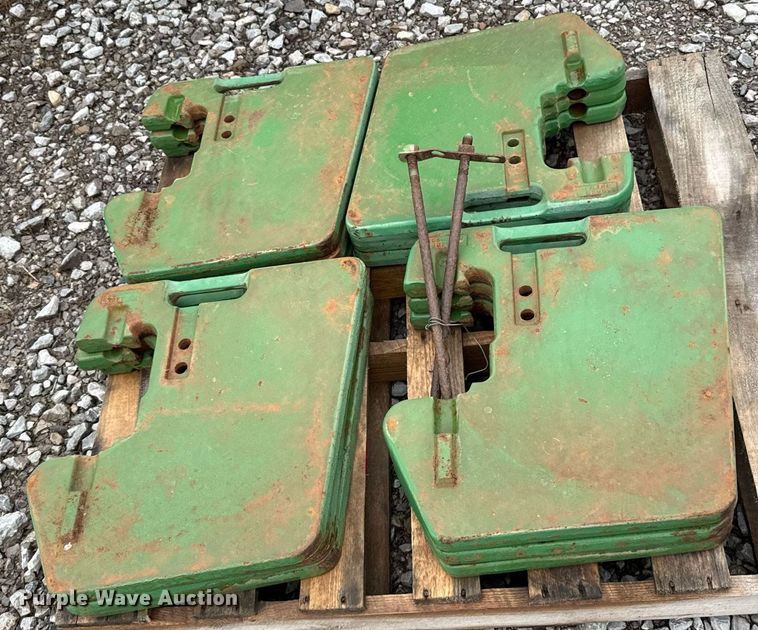 image for item ER1068 1983 John Deere 4450 MFWD tractor